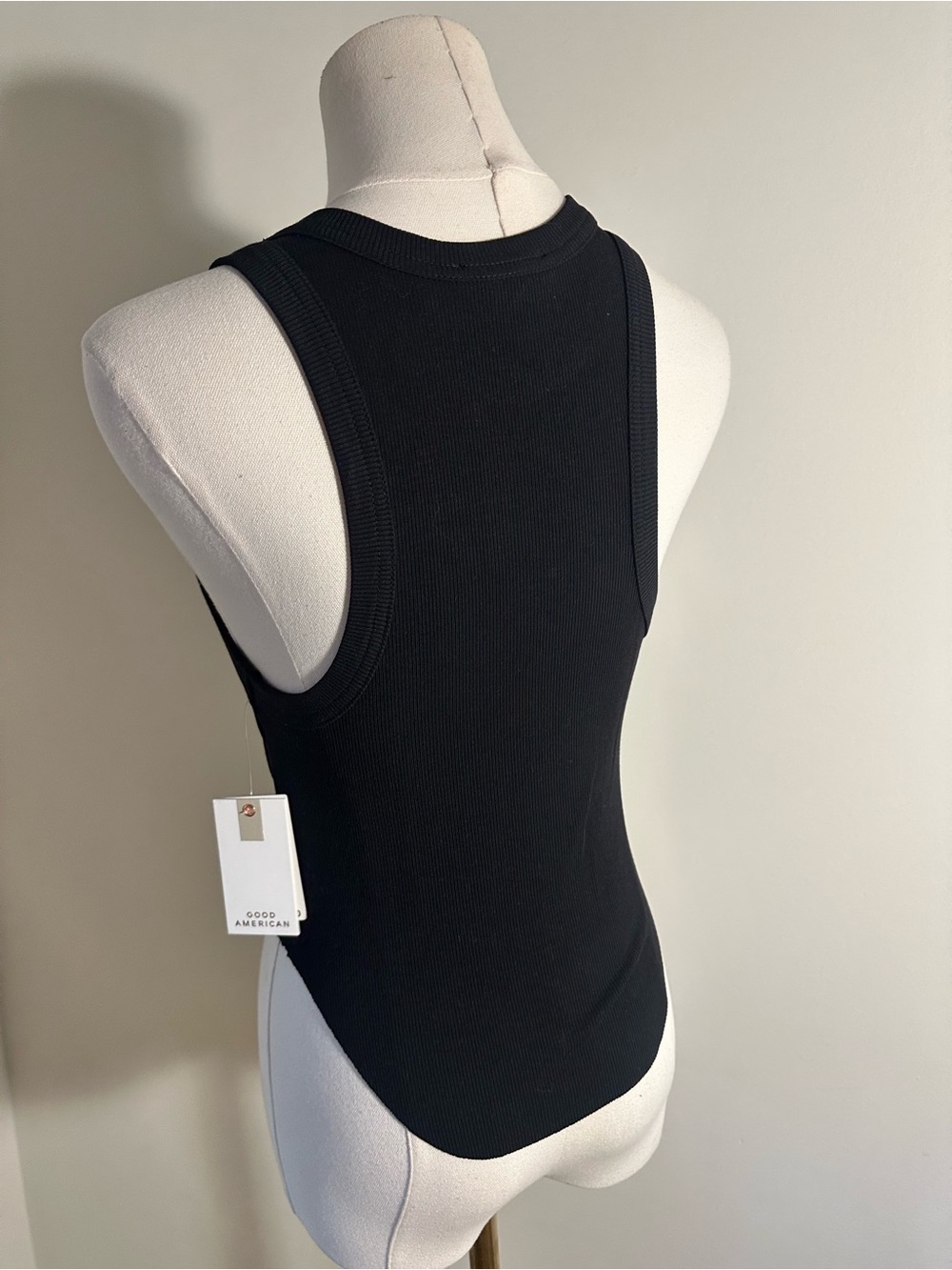 NWT Good American Racerback Tank Small - Picture 4 of 8